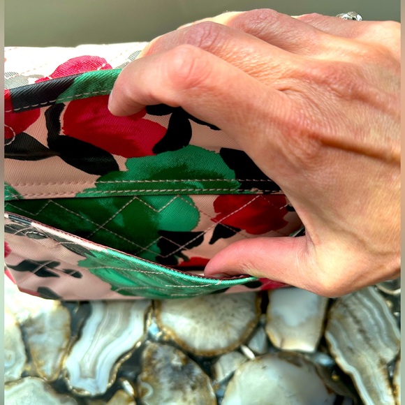 Marc Jacobs Chain Shoulder Handbag - Picture 8 of 16